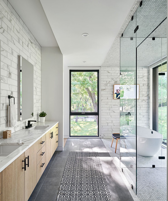 Meuble vasque moderne avec éclairage chaleureux
